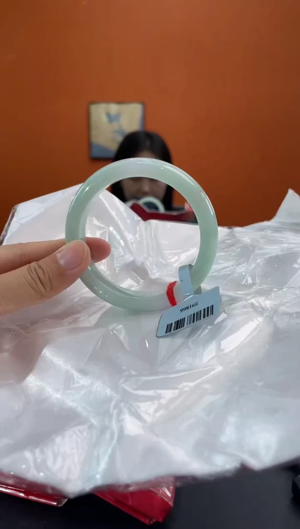 未镶嵌手镯翡翠10 56