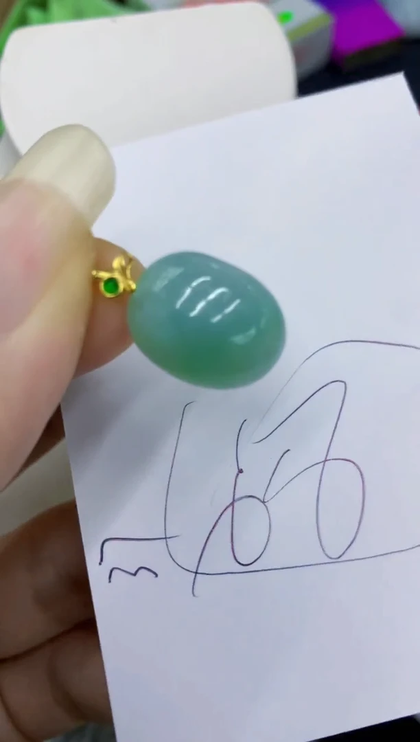 翡翠未镶嵌颈饰11111111111