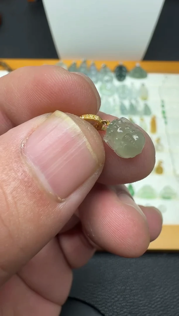 颈饰18K金镶嵌翡翠（30号）纯天然A货缅甸翡翠 貔貅万能x小滴溜