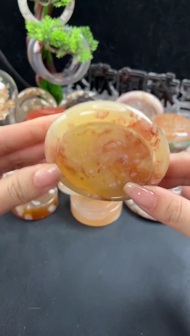 未镶嵌手镯（圆镯）石英质玉58.5