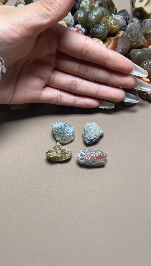 有机玻璃阿拉善原石1