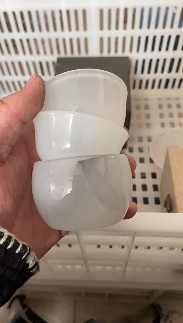 杯无运费险有瑕疵的摄影的产品有使用过的痕迹有点脏介意勿拍