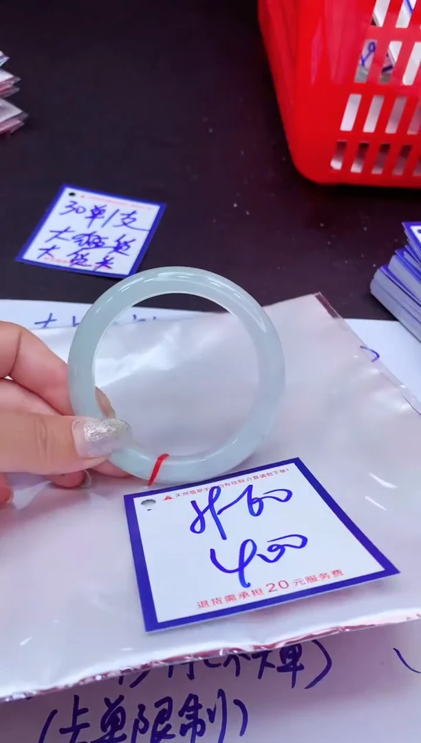 翡翠手镯未镶嵌1111111111