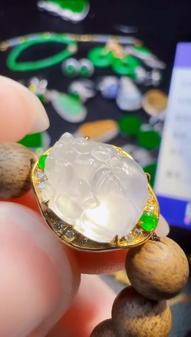 18K金镶嵌手链翡翠一***8翡翠
