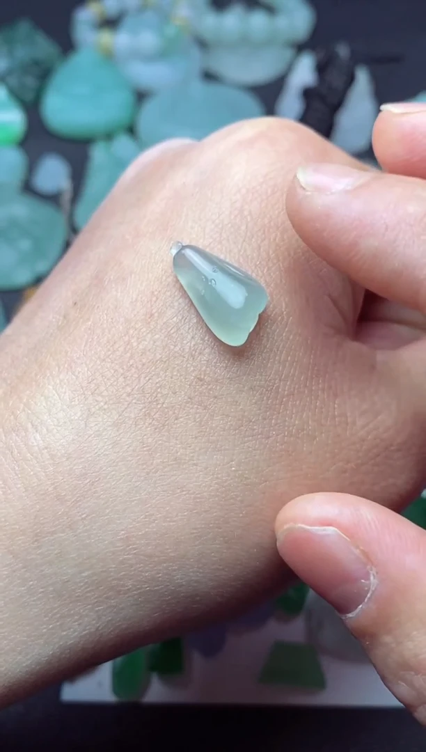 【闪购商品】定制翡翠未镶嵌a货翡翠