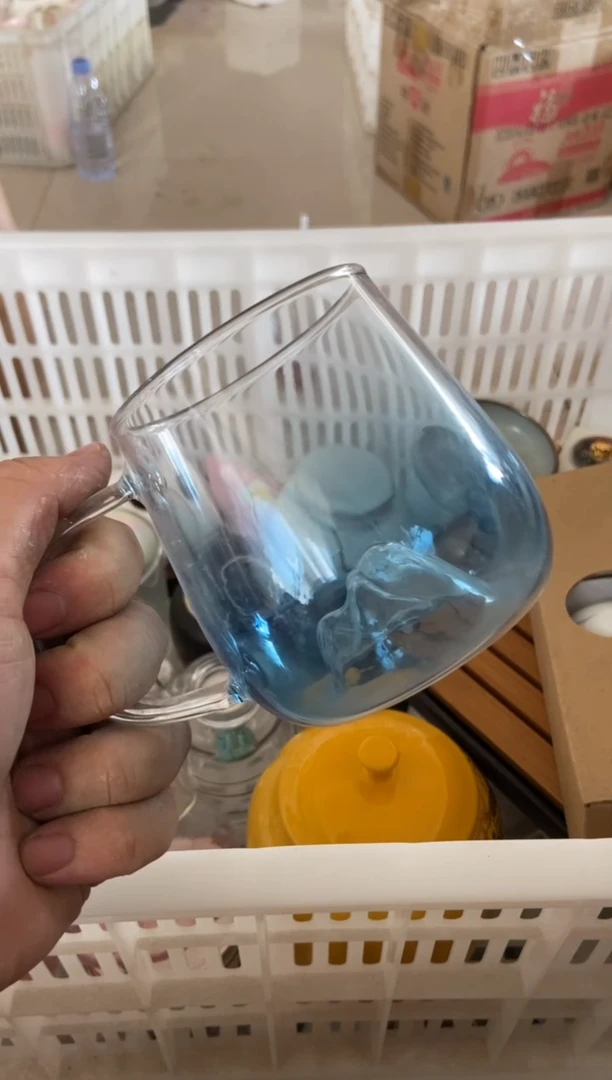 杯无运费险有瑕疵的摄影的产品有使用过的痕迹有点脏介意勿拍
