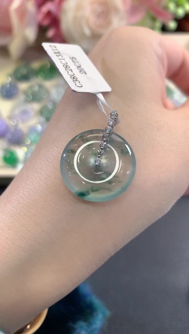 吊坠(不含链)18K金镶嵌翡翠b70