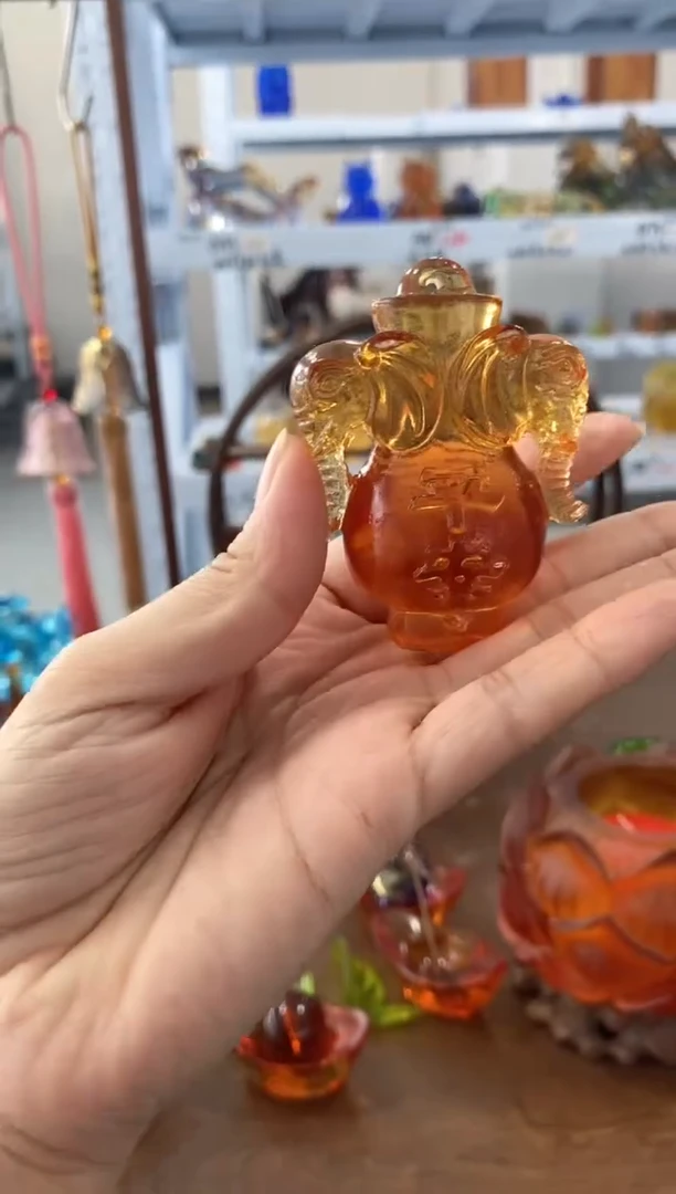 手工艺品琉璃双象奔赴