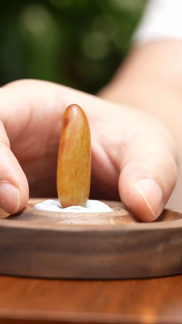 和田玉未镶嵌吊坠(不含链)12.3克和田玉原石