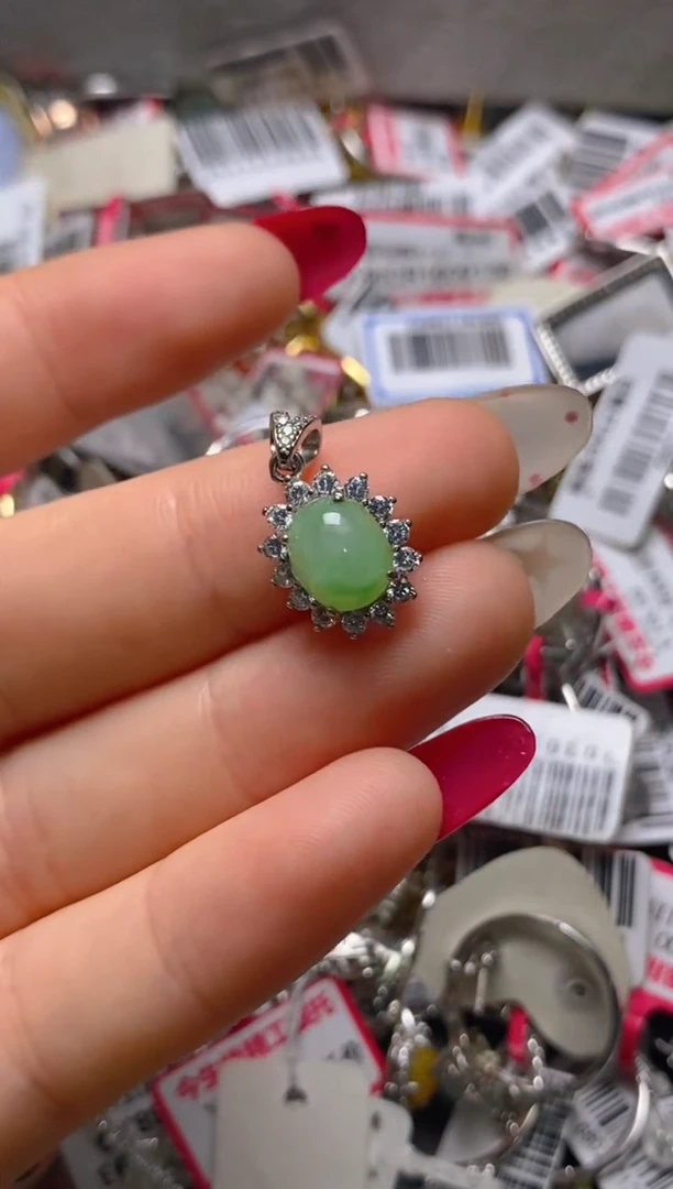 银S925镶嵌戒指翡翠百内无证书