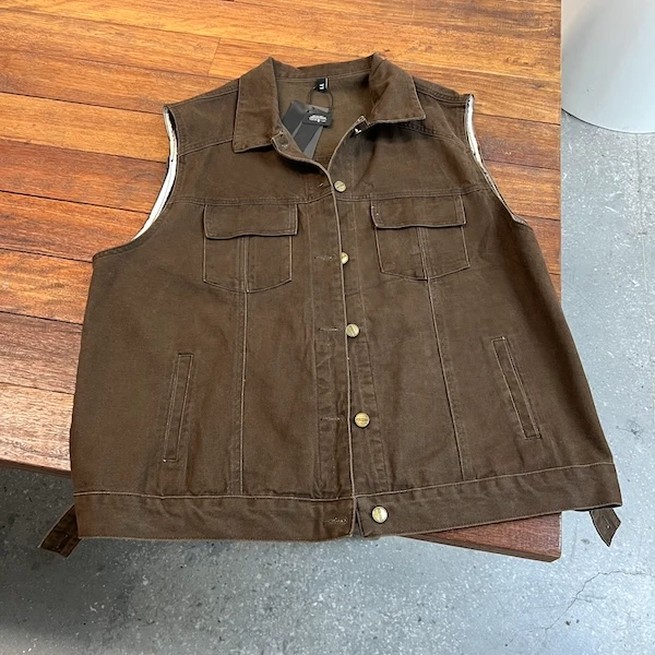 杨英家过年回家一件不留 工装拼接复古马甲 33021