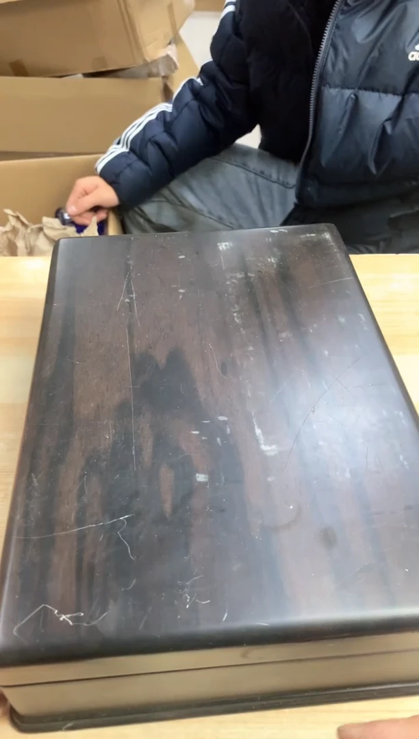 默认微瑕，no退no换，介意勿拍