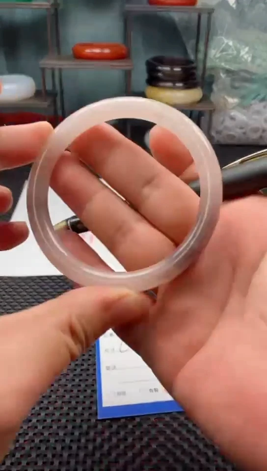 【闪购商品】石英质玉手镯未镶嵌67-62多样性发货看清圈口下单