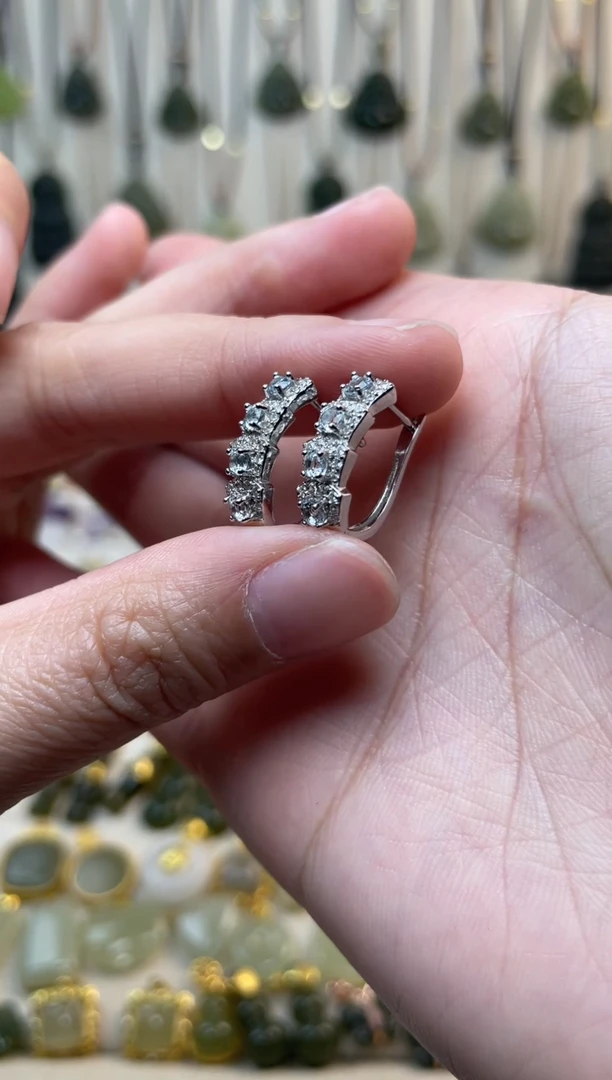 银S925镶嵌耳钉海蓝宝石1