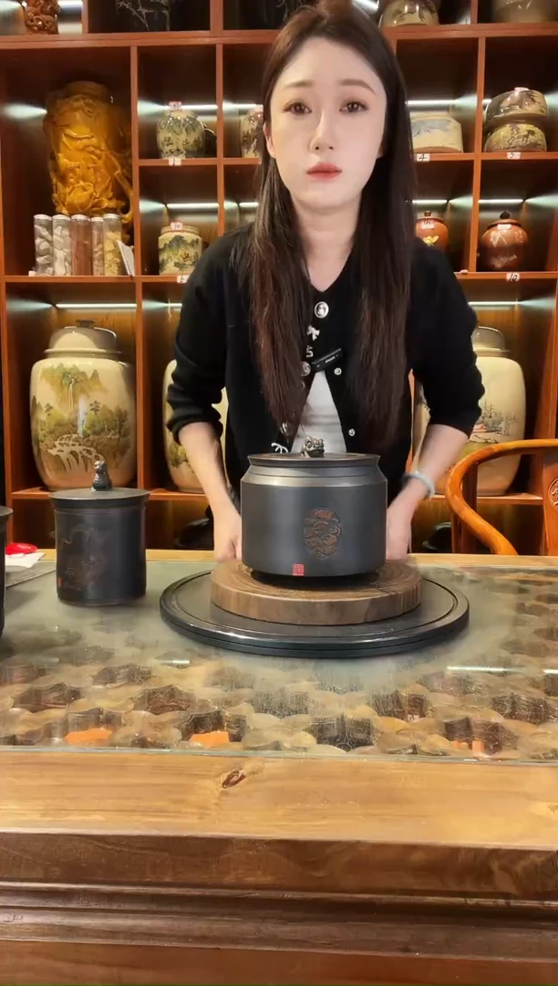 罐云南建水紫陶茶罐
