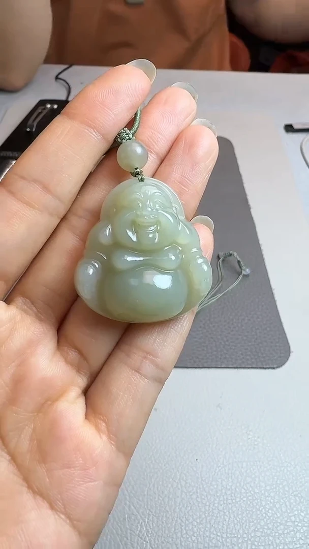 和田玉未镶嵌颈饰1