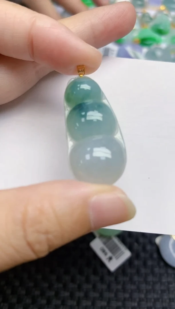 翡翠18K金镶嵌颈饰 天然翡翠A货