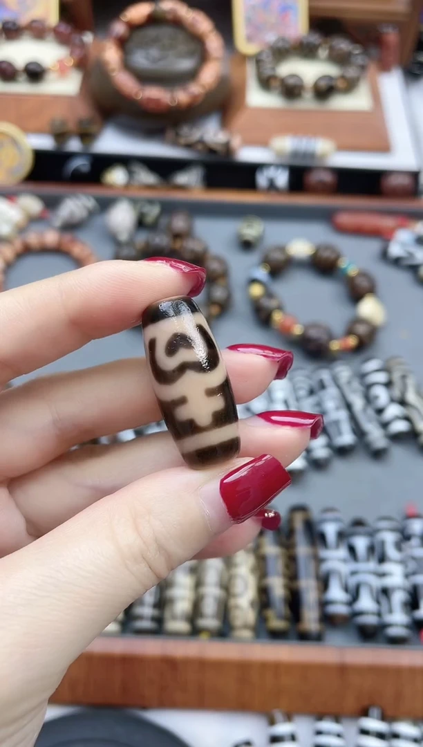 【闪购商品】玛瑙/玉髓珠珠未镶嵌黑金宝瓶