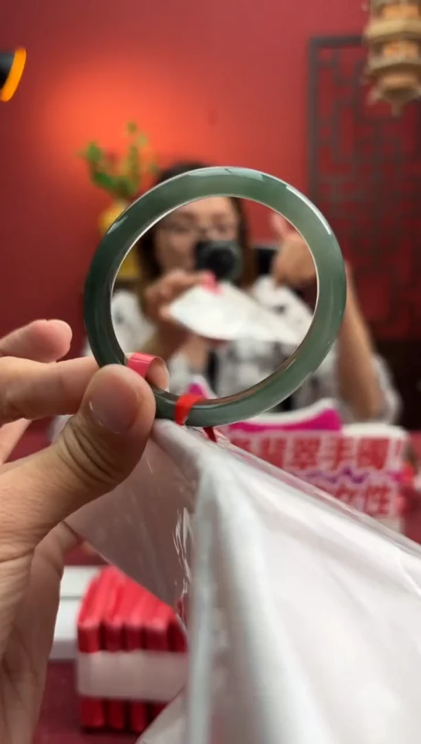 未镶嵌手镯（贵妃镯）翡翠翡翠手镯5