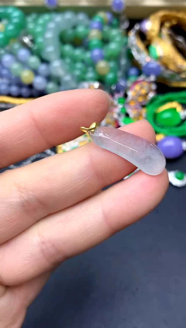 颈饰18K金镶嵌翡翠130-中国好珍宝