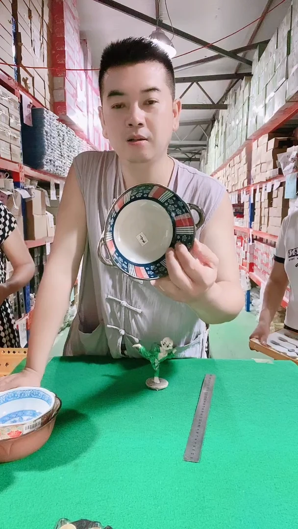 瓷片碗碟好物一件不留@@1