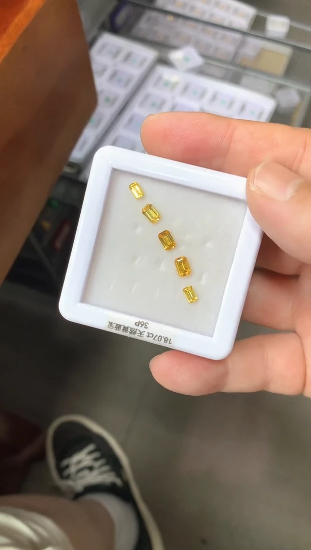 裸石蓝宝石一组5粒 78