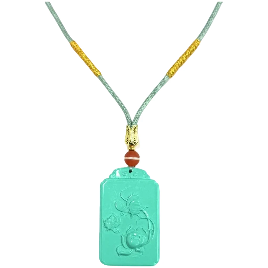 x852-国风设计款冰红玛瑙蝶恋花无事牌吊坠-赠礼盒