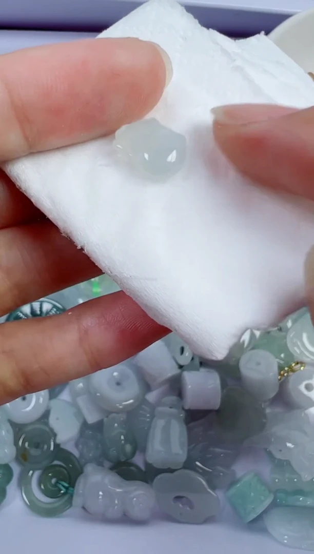 散珠翡翠308号链接，A货翡翠