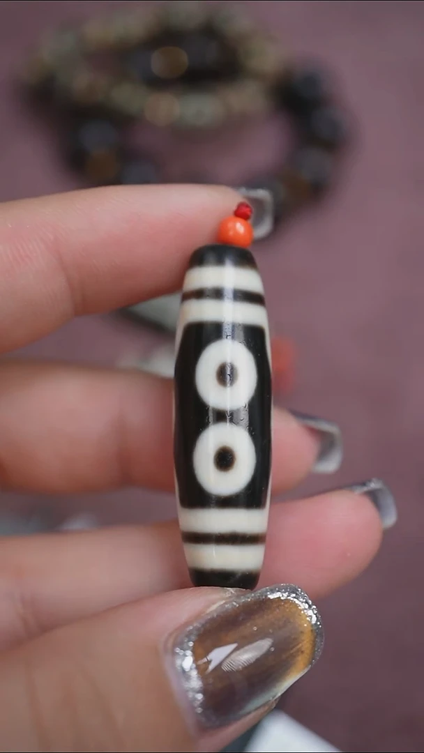 未镶嵌颈饰玛瑙/玉髓蚀花玛瑙珠定制编绳