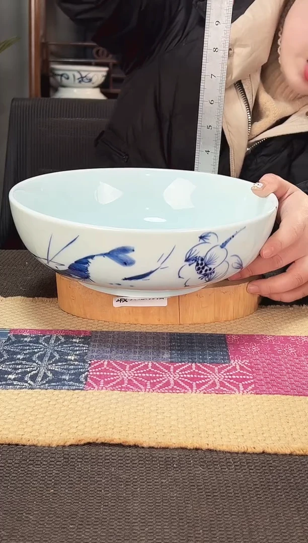 【闪购商品】碗微瑕手绘一团和气10寸罗汉碗