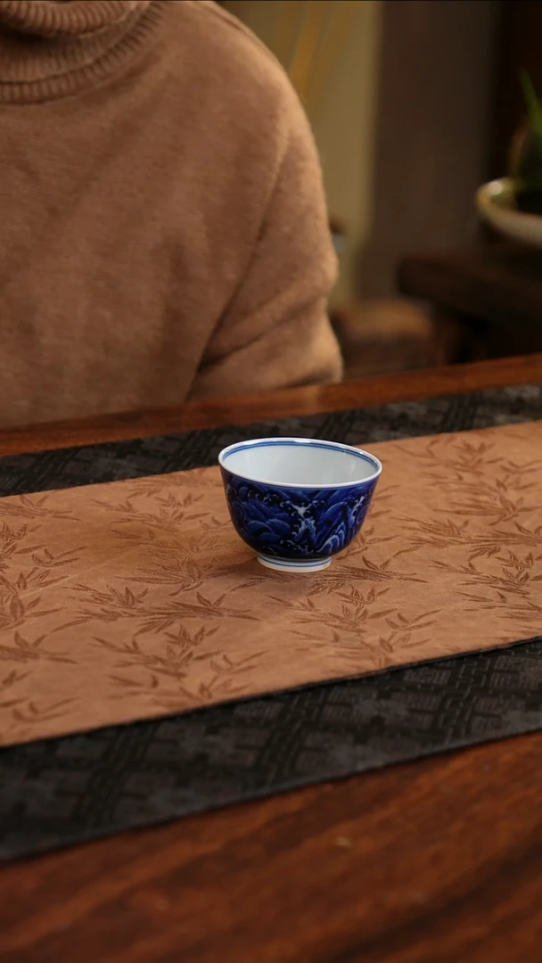 【闪购商品】摆件莹焰堂江崖海水主人杯