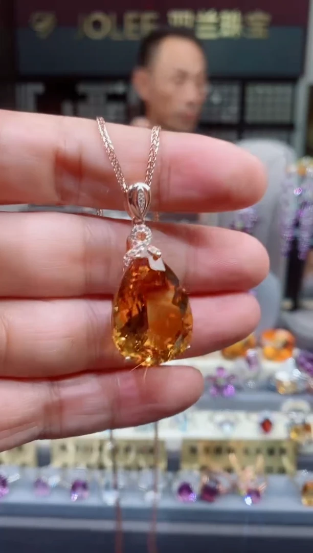 银S925镶嵌吊坠(赠链)黄晶黄晶吊坠