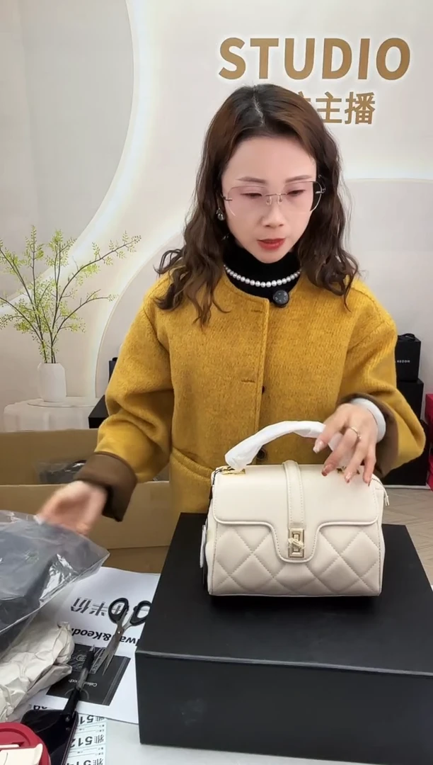 牛皮CALWAN KEODH 包包特价716