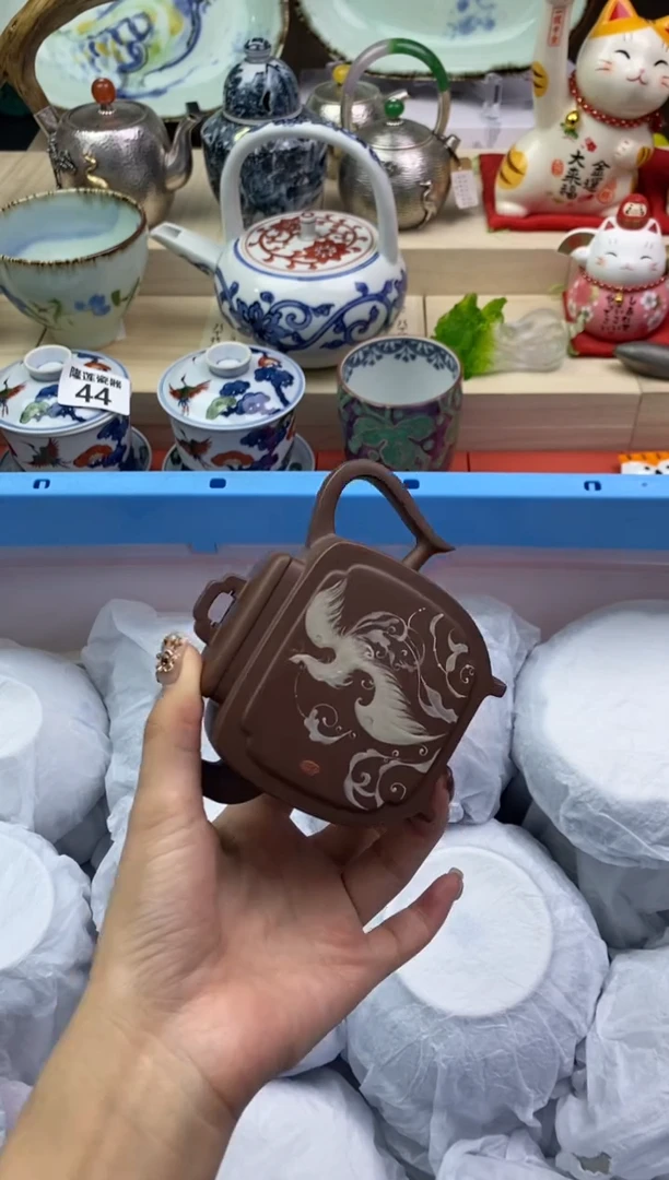 【闪购商品】瓷片隆莲瓷器欢迎大家
