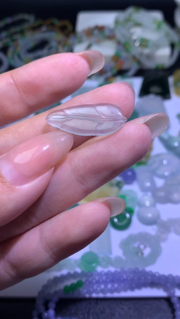 未镶嵌定制翡翠毛货