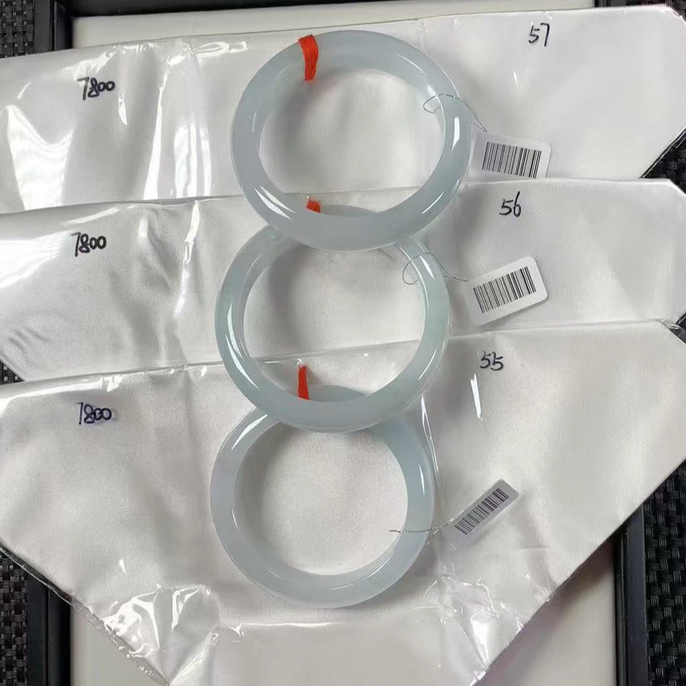 天然缅甸翡翠A货手镯多样性发货，发一件