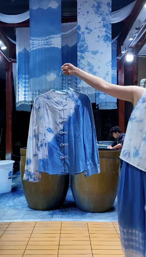 云浅蓝深 扎染服装  151