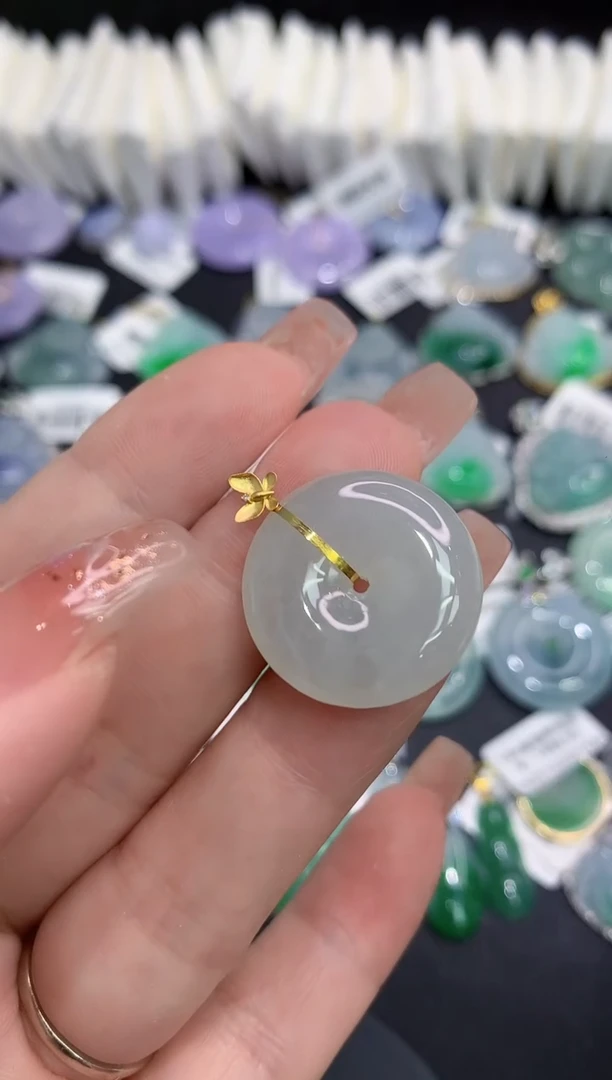 吊坠(不含链)18K金镶嵌翡翠111111111111