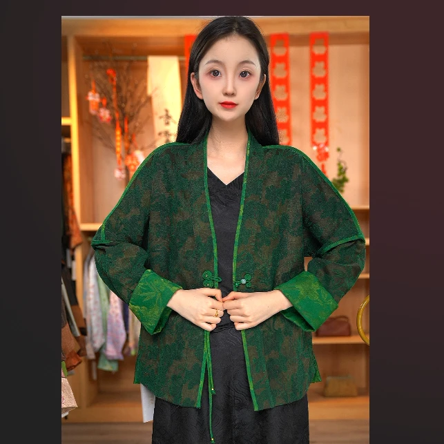 七七2025新款中国风绿色柞蚕丝蝴蝶兰一粒扣茶服长袖外套24ZH931M