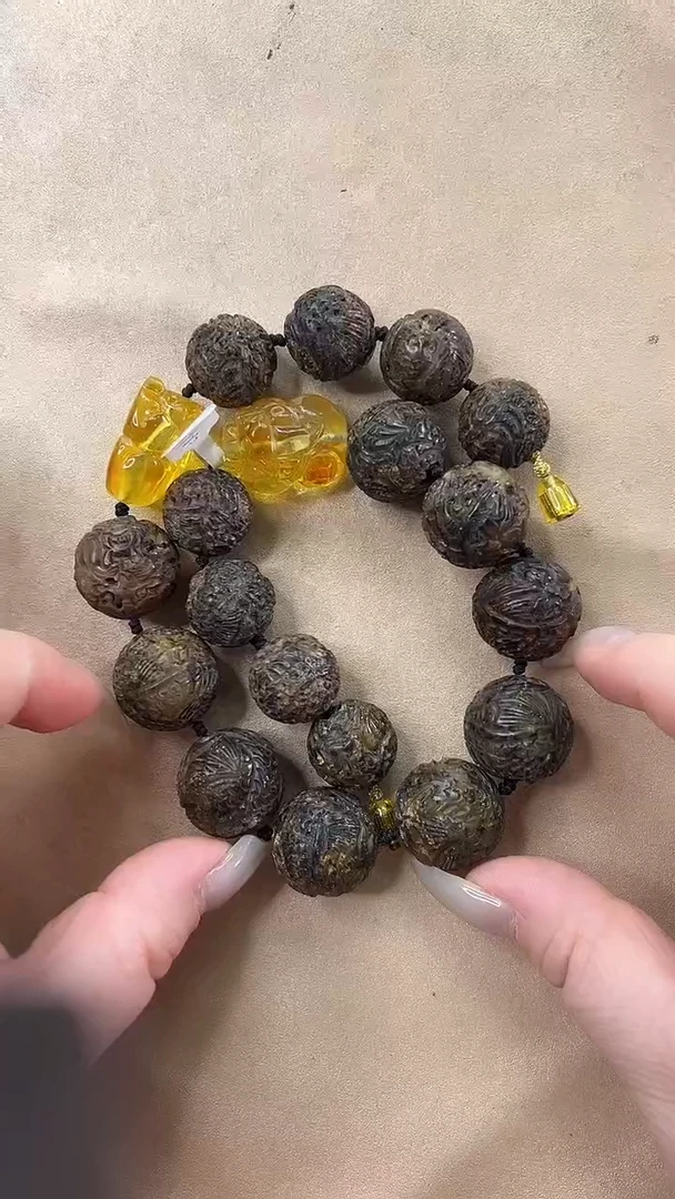 琥珀颈饰未镶嵌项链