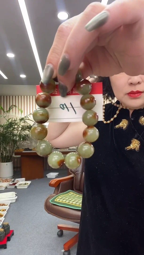未镶嵌手链透闪石质玉手串
