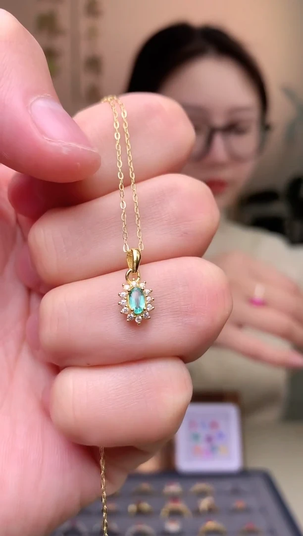 【闪购商品】祖母绿颈饰银S925镶嵌吊坠