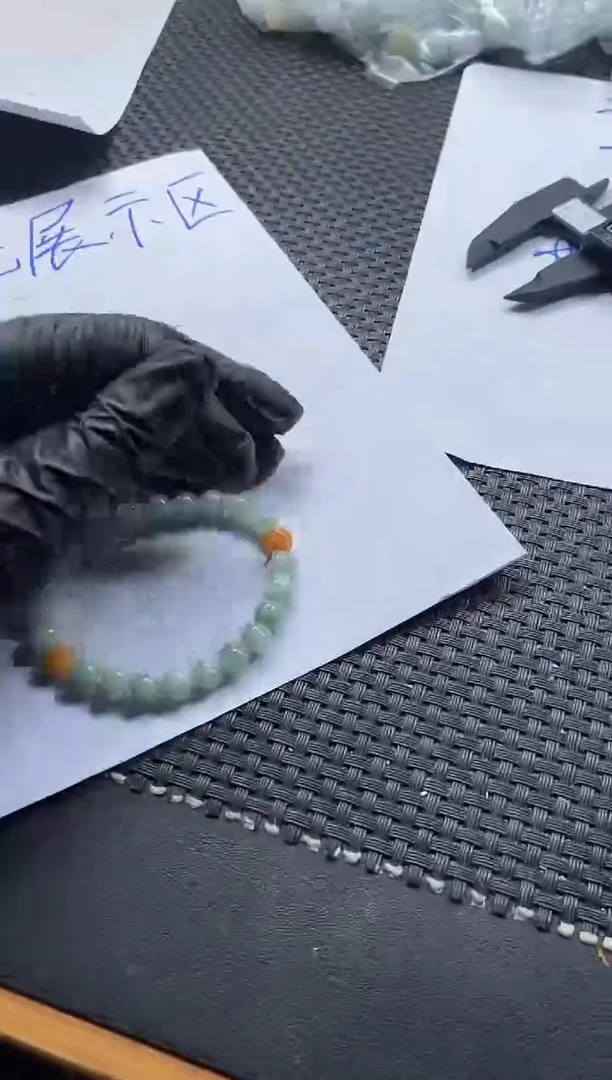 未镶嵌定制翡翠天然缅甸A货翡翠，拍一发一