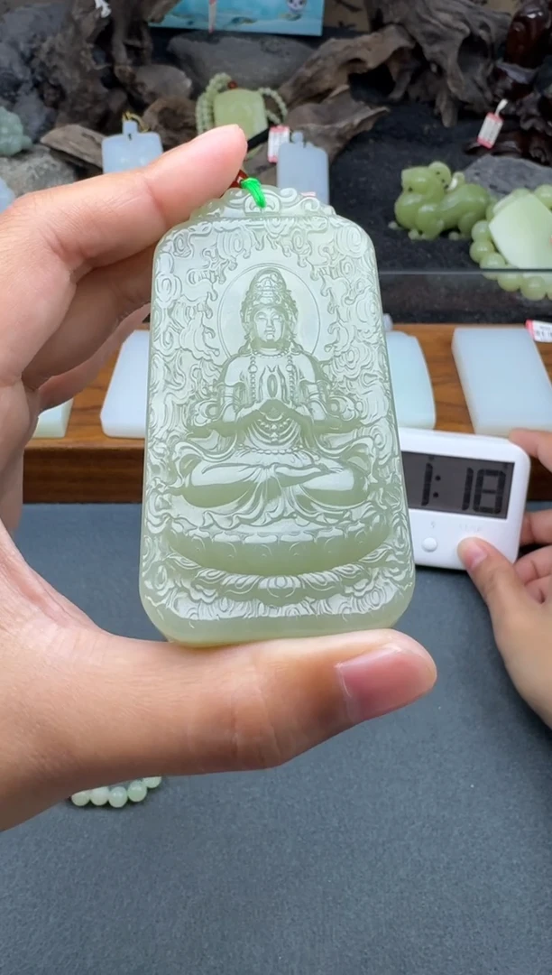 颈饰未镶嵌和田玉1