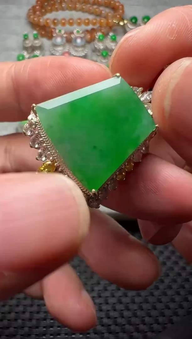 未镶嵌定制翡翠缅甸A货翡翠