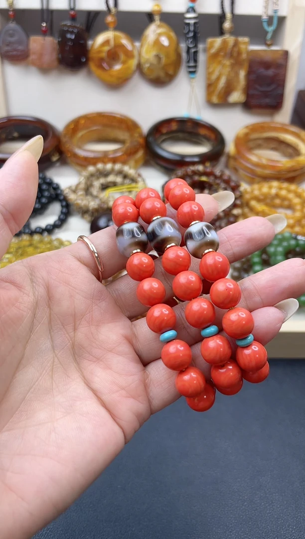 贝壳非金属momo卡10设计款多样性发微瑕