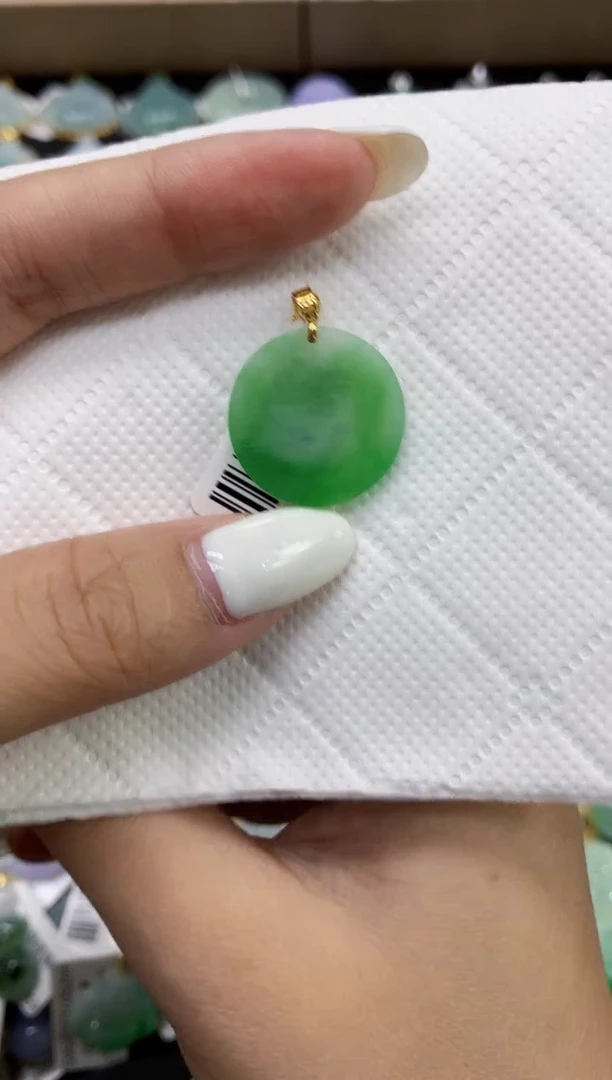 颈饰18K金镶嵌翡翠11111111111