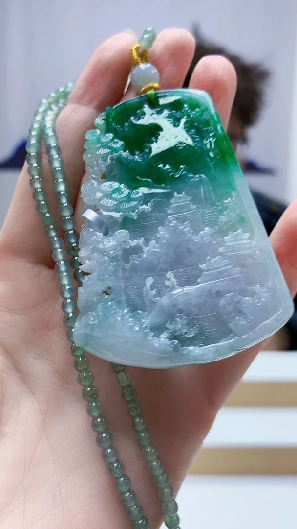 未镶嵌定制翡翠4688zm-毛货赠珠链挂件103