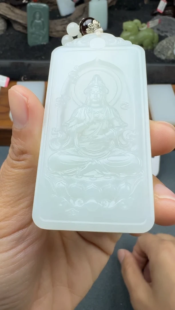 颈饰未镶嵌和田玉2