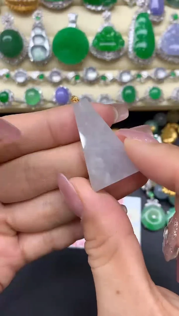 颈饰18K金镶嵌翡翠154-中国好珍宝